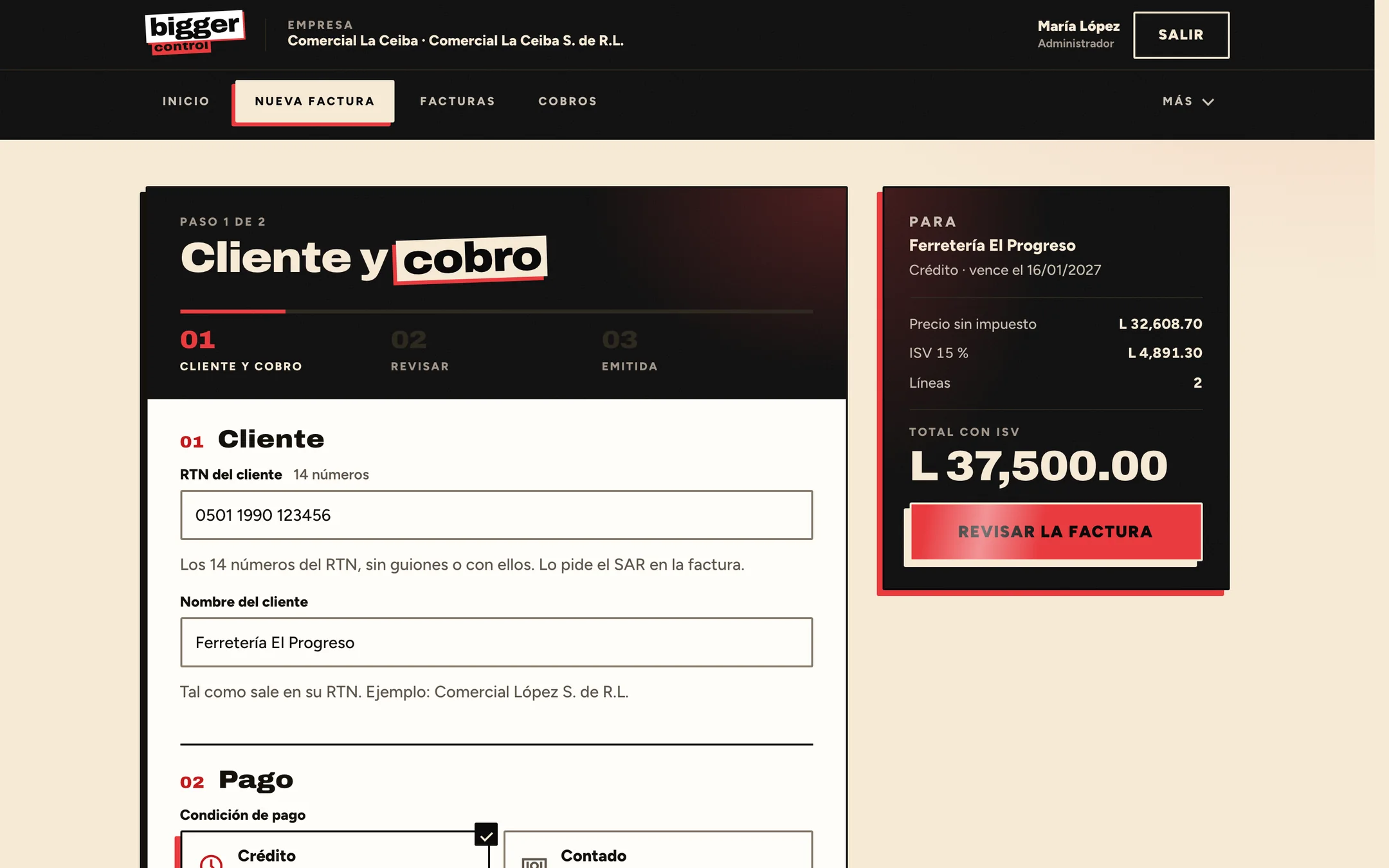 La pantalla Nueva factura: los datos del cliente a la izquierda y, al lado, el total con ISV calculado al momento.